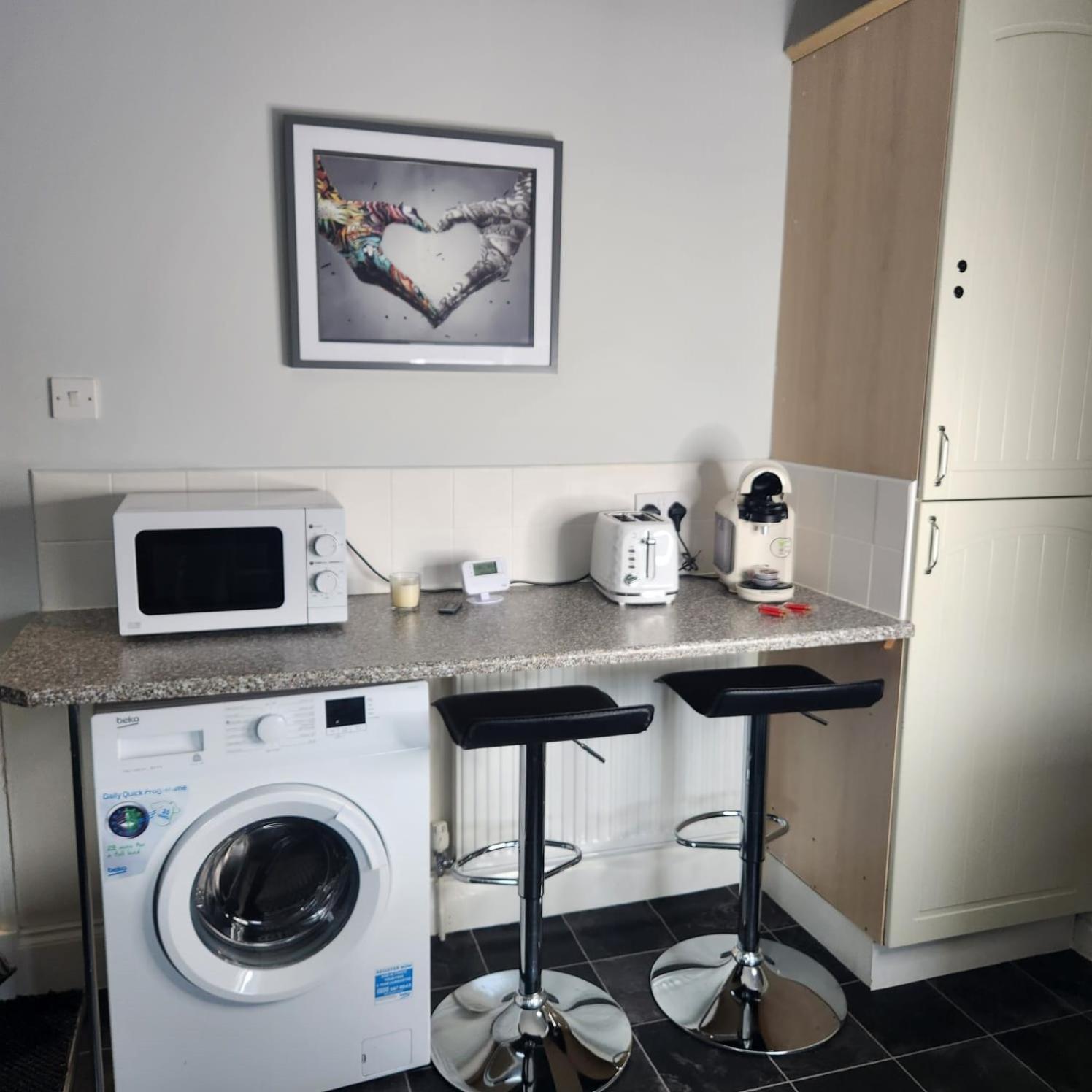 Cottage Style 2 Bedroom Apt In City, Near Utilita Arena & Free Parking Μπέρμιγχαμ Εξωτερικό φωτογραφία